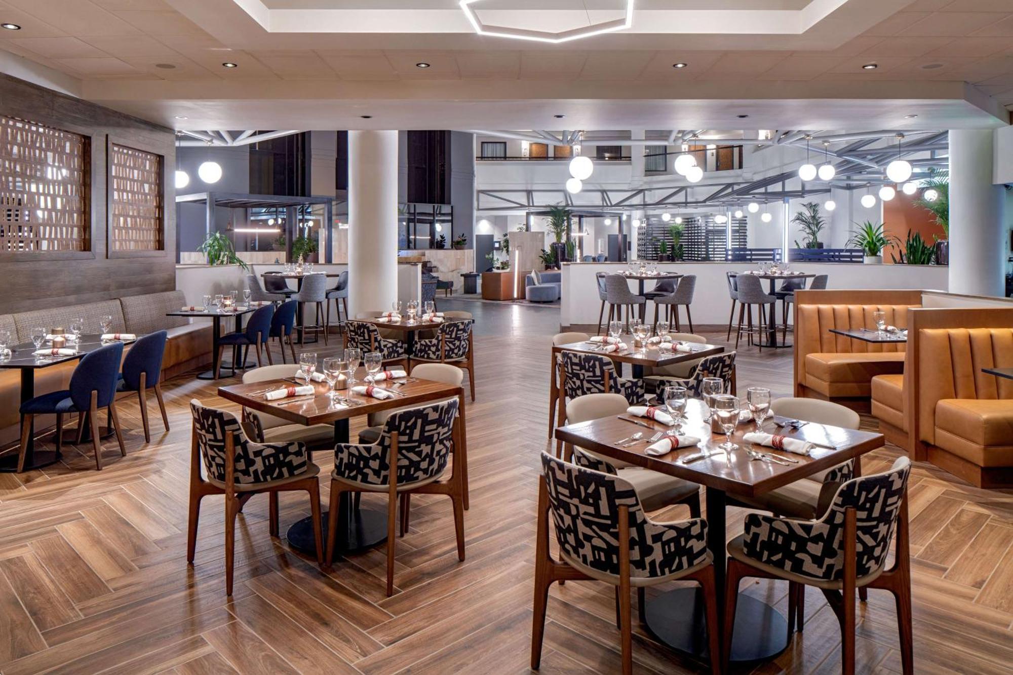 Doubletree Suites By Hilton Солт Лейк Сити Екстериор снимка