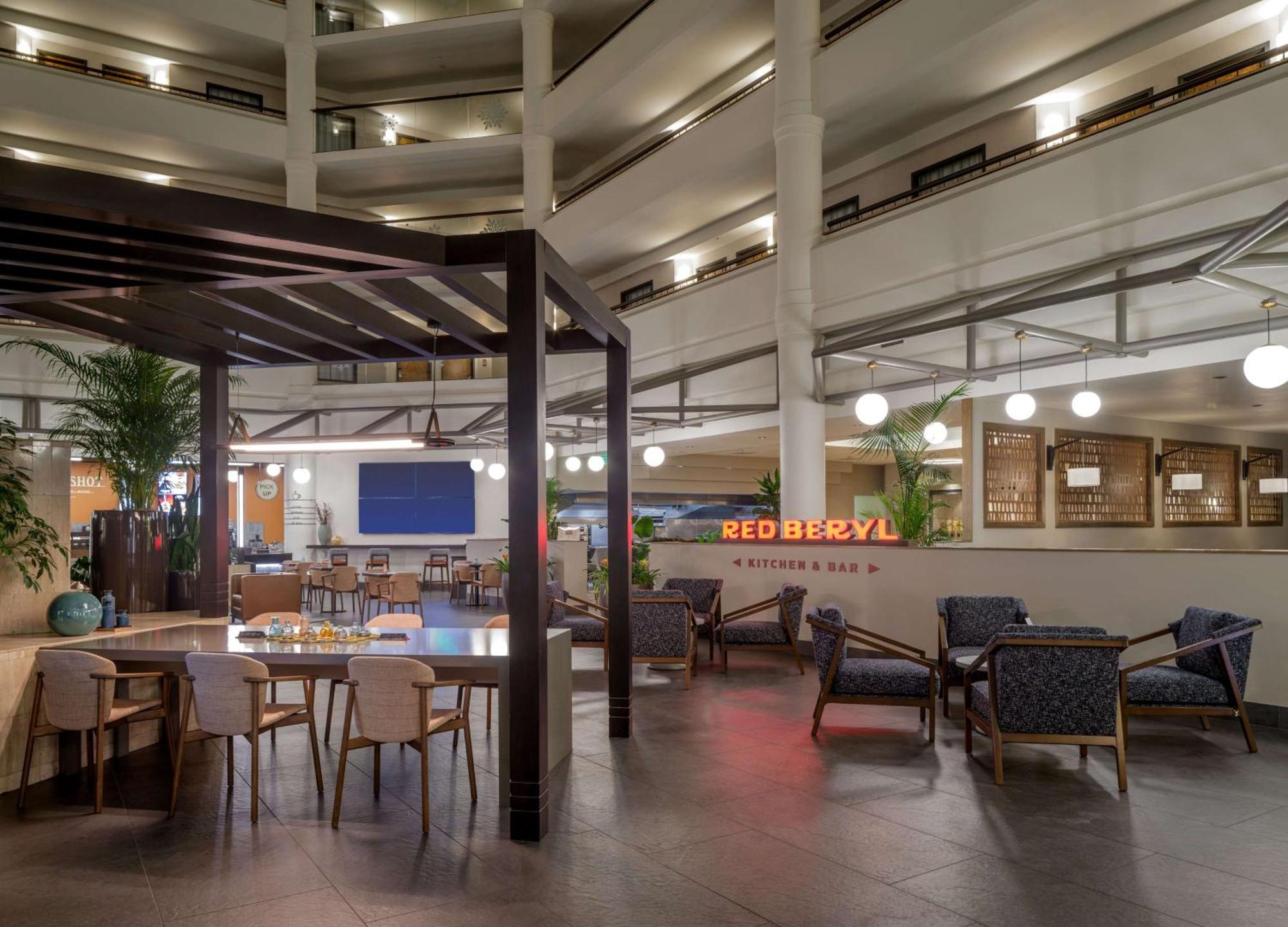 Doubletree Suites By Hilton Солт Лейк Сити Екстериор снимка